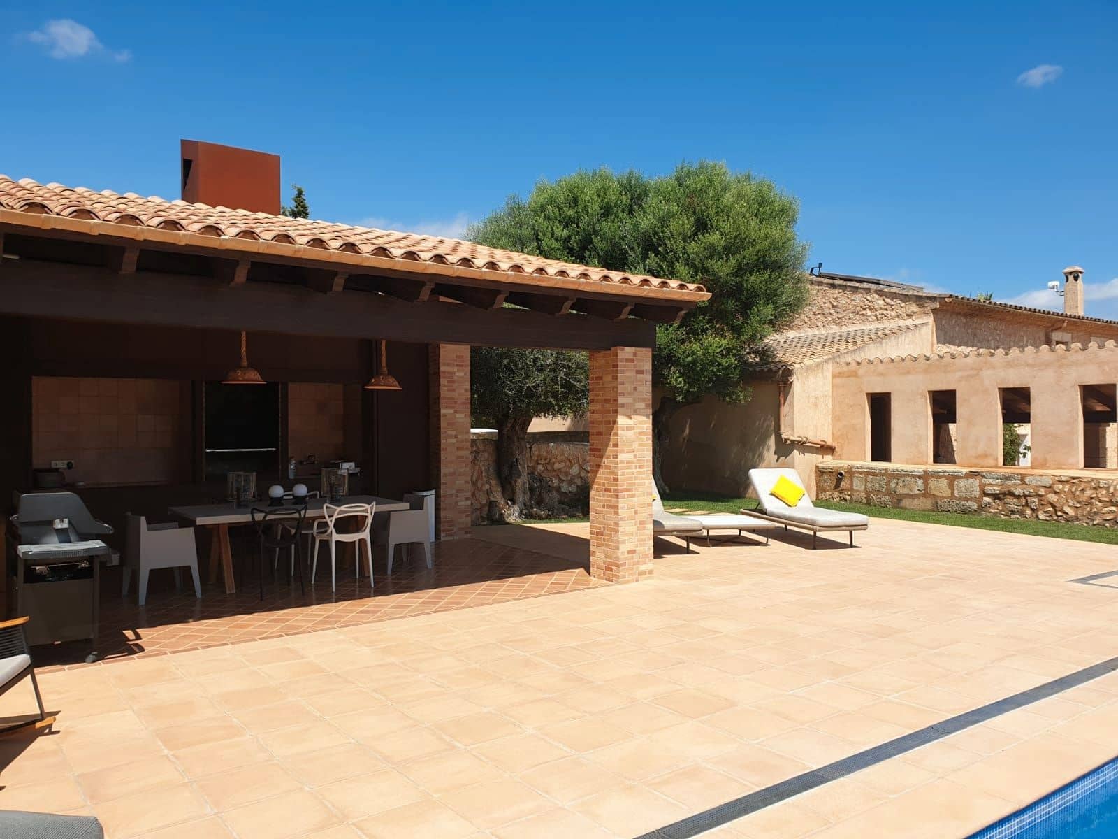4 slaapkamer Finca/Landhuis te koop in Manacor met zwembad garage - € 4.900.000 (Ref: 8807431)