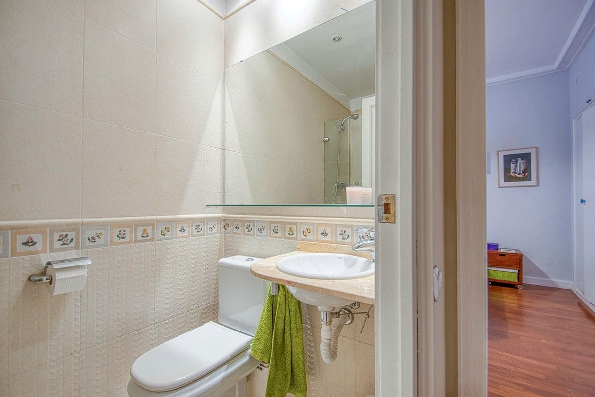 7 bedroom Flat for sale in Barcelona city with garage - € 2,300,000 (Ref: 8830324)