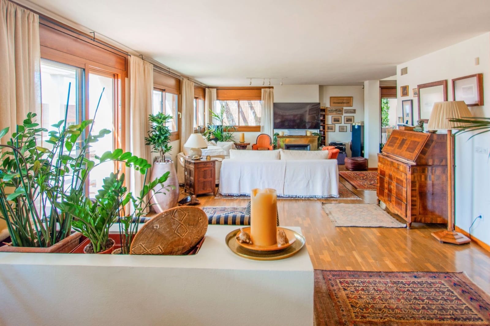 5 soveværelse Penthouse til salg i Barcelona by med swimmingpool garage - € 2.150.000 (Ref: 8846852)