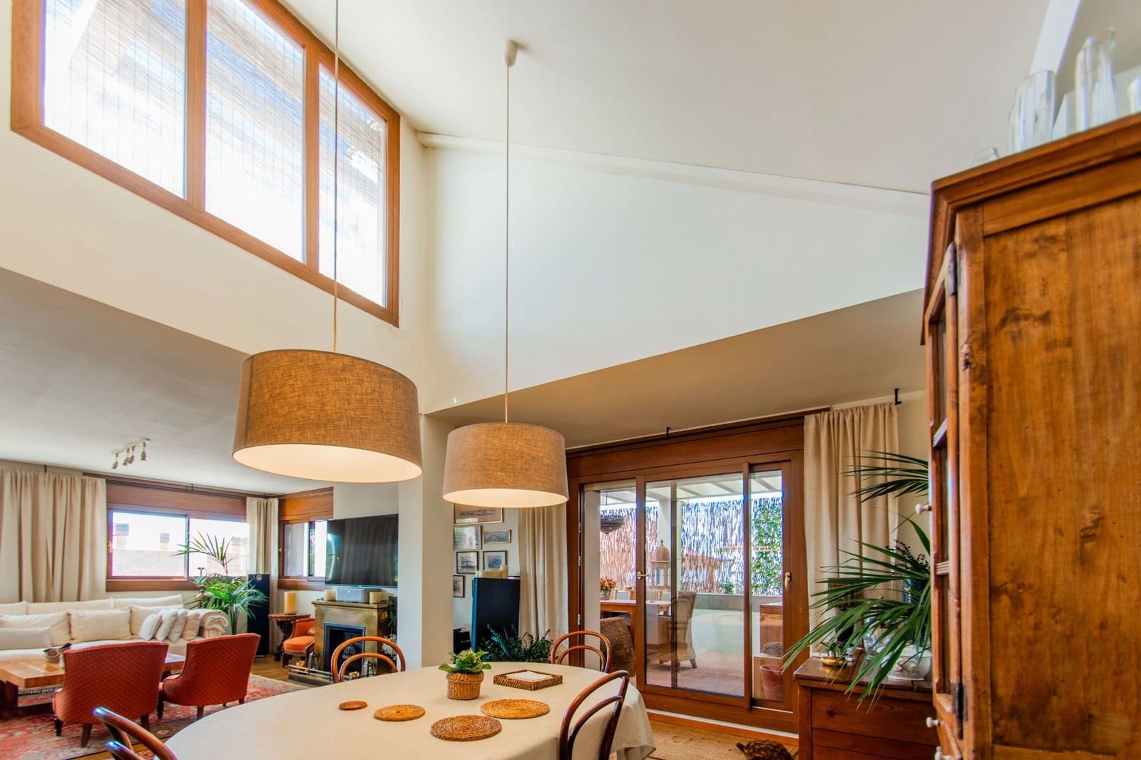 5 soveværelse Penthouse til salg i Barcelona by med swimmingpool garage - € 2.150.000 (Ref: 8846852)