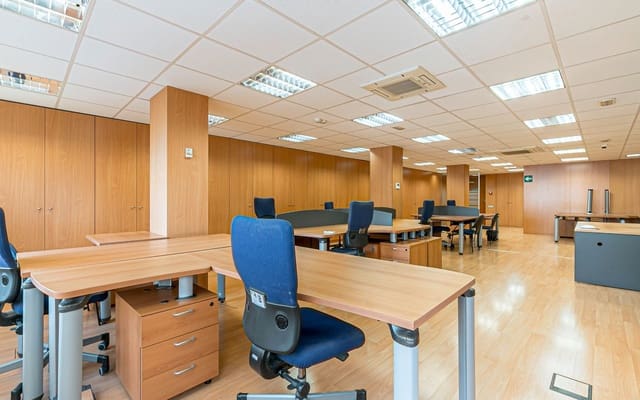 Kontor til leje i Sant Gervasi - Galvany, Barcelona by - € 1.750 (Ref: 8847837)