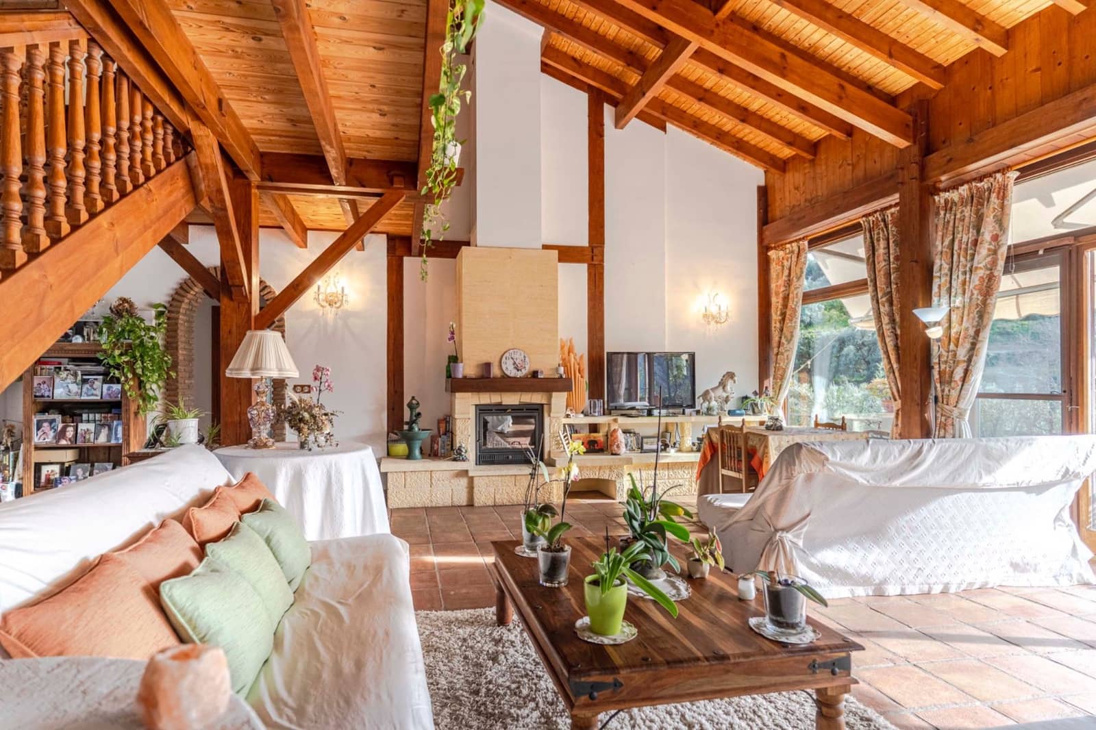 7 soveværelse Finca/Landehus til salg i Velez de Benaudalla med swimmingpool garage - € 599.000 (Ref: 8853964)