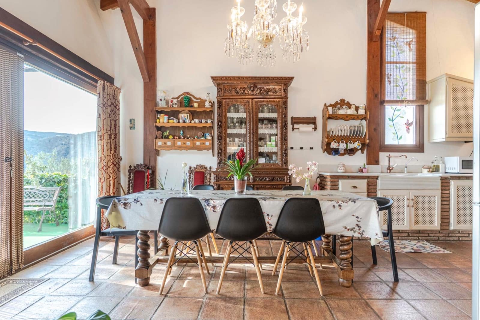 7 soveværelse Finca/Landehus til salg i Velez de Benaudalla med swimmingpool garage - € 599.000 (Ref: 8853964)