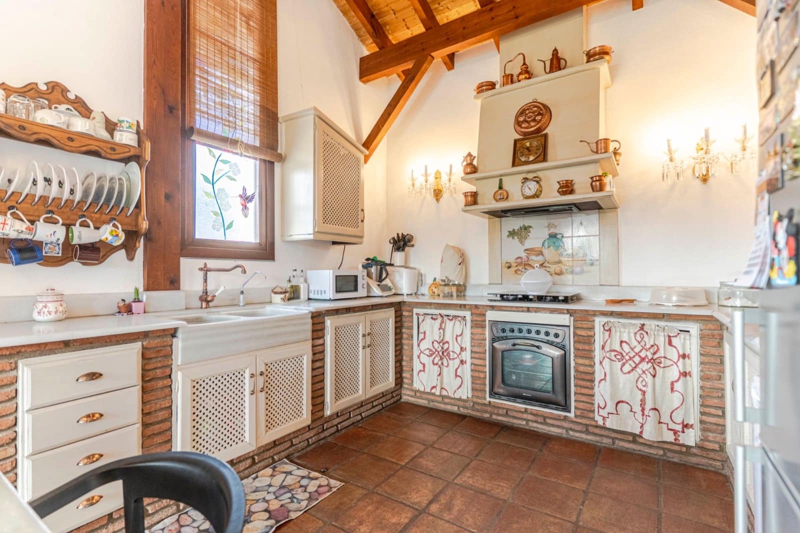 7 soveværelse Finca/Landehus til salg i Velez de Benaudalla med swimmingpool garage - € 599.000 (Ref: 8853964)