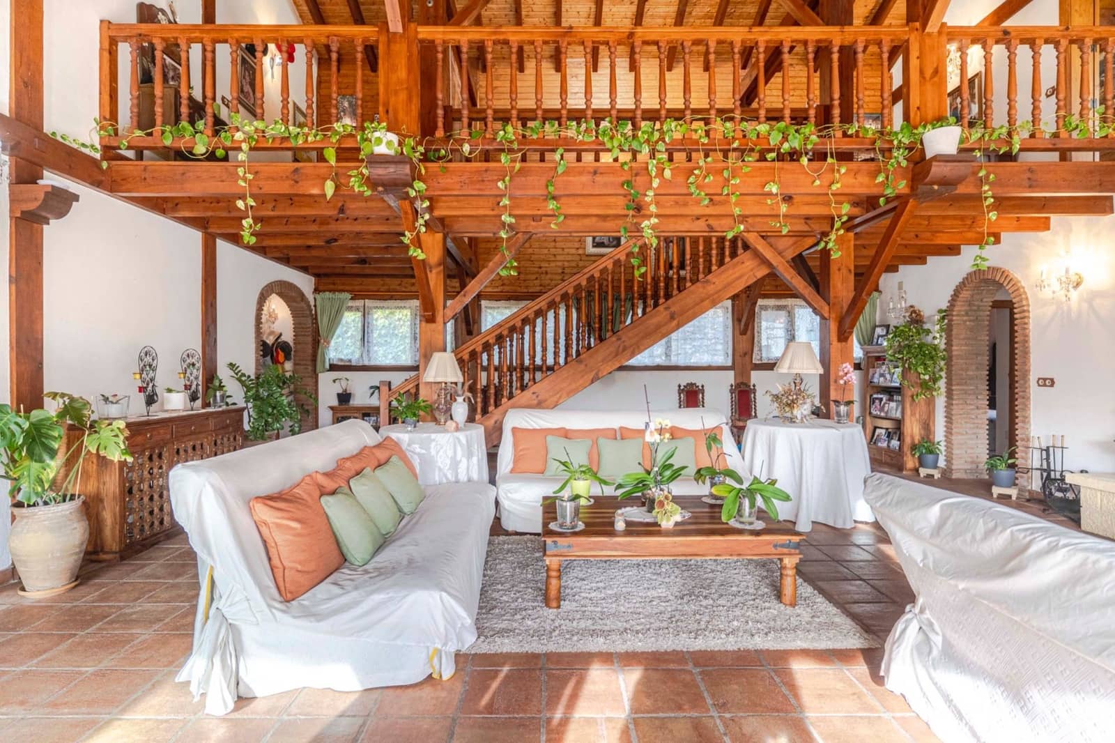 7 soveværelse Finca/Landehus til salg i Velez de Benaudalla med swimmingpool garage - € 599.000 (Ref: 8853964)