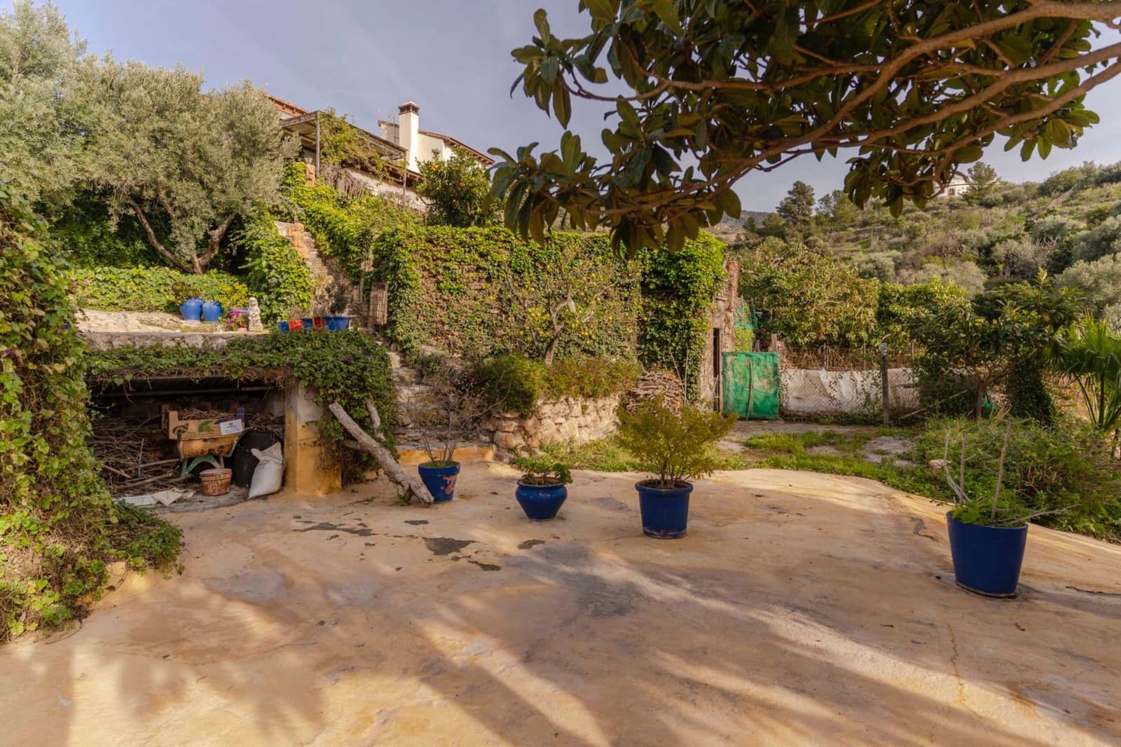 7 soveværelse Finca/Landehus til salg i Velez de Benaudalla med swimmingpool garage - € 599.000 (Ref: 8853964)