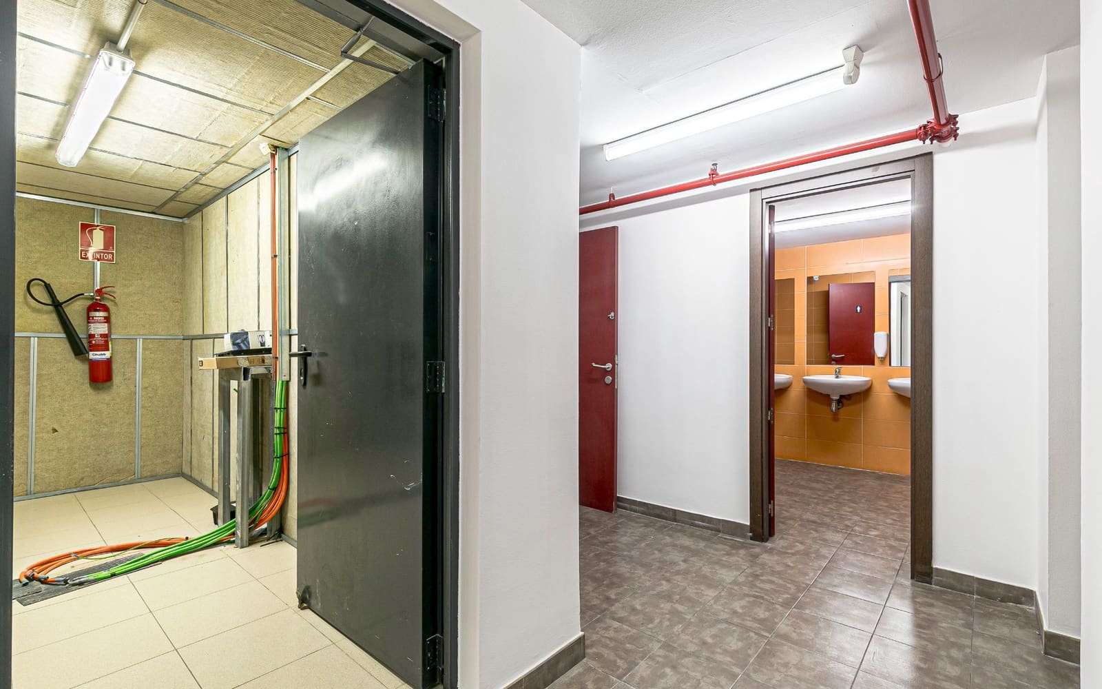 Erhverv til leje i Barcelona by - € 30.000 (Ref: 8881002)