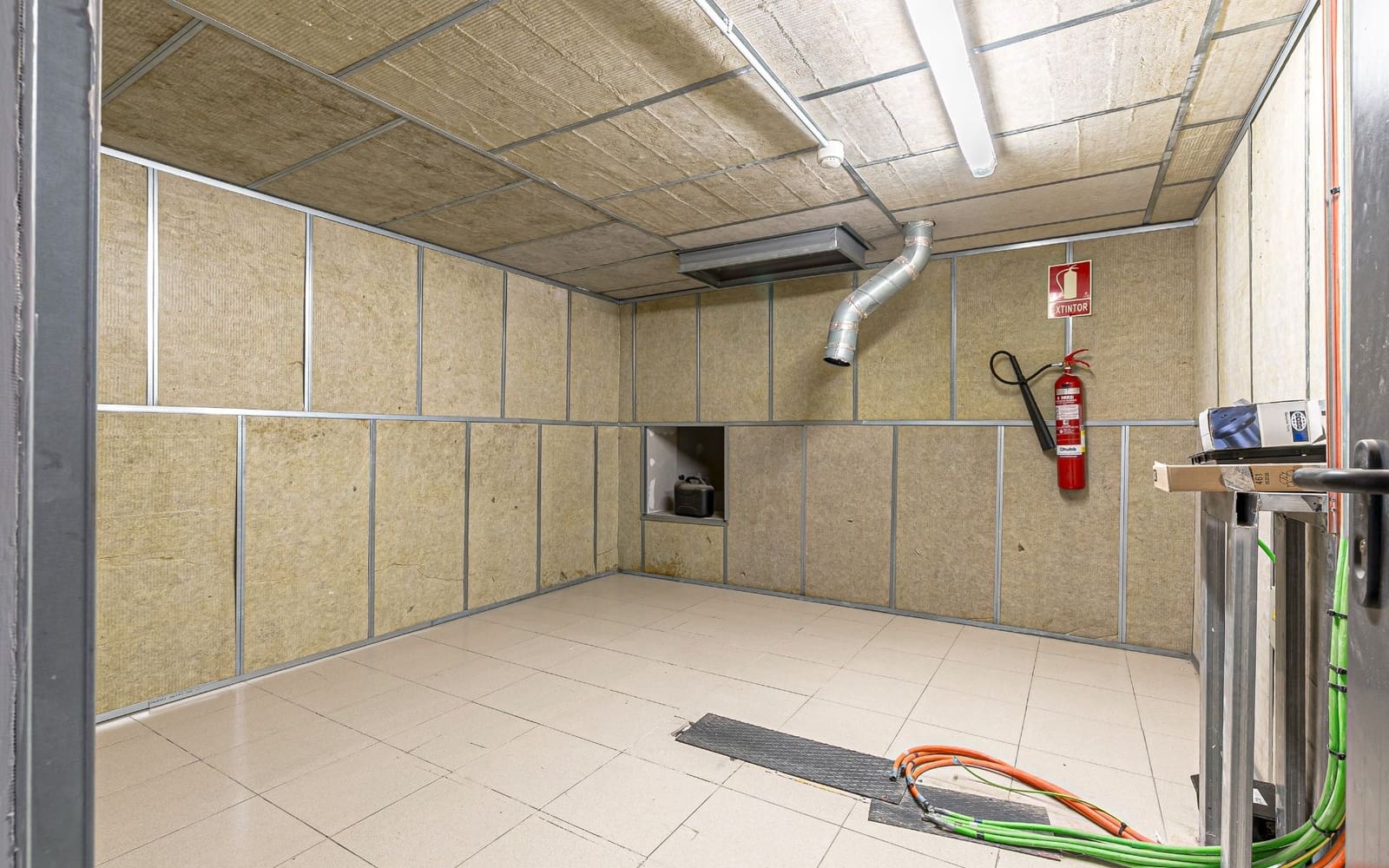 Erhverv til leje i Barcelona by - € 30.000 (Ref: 8881002)