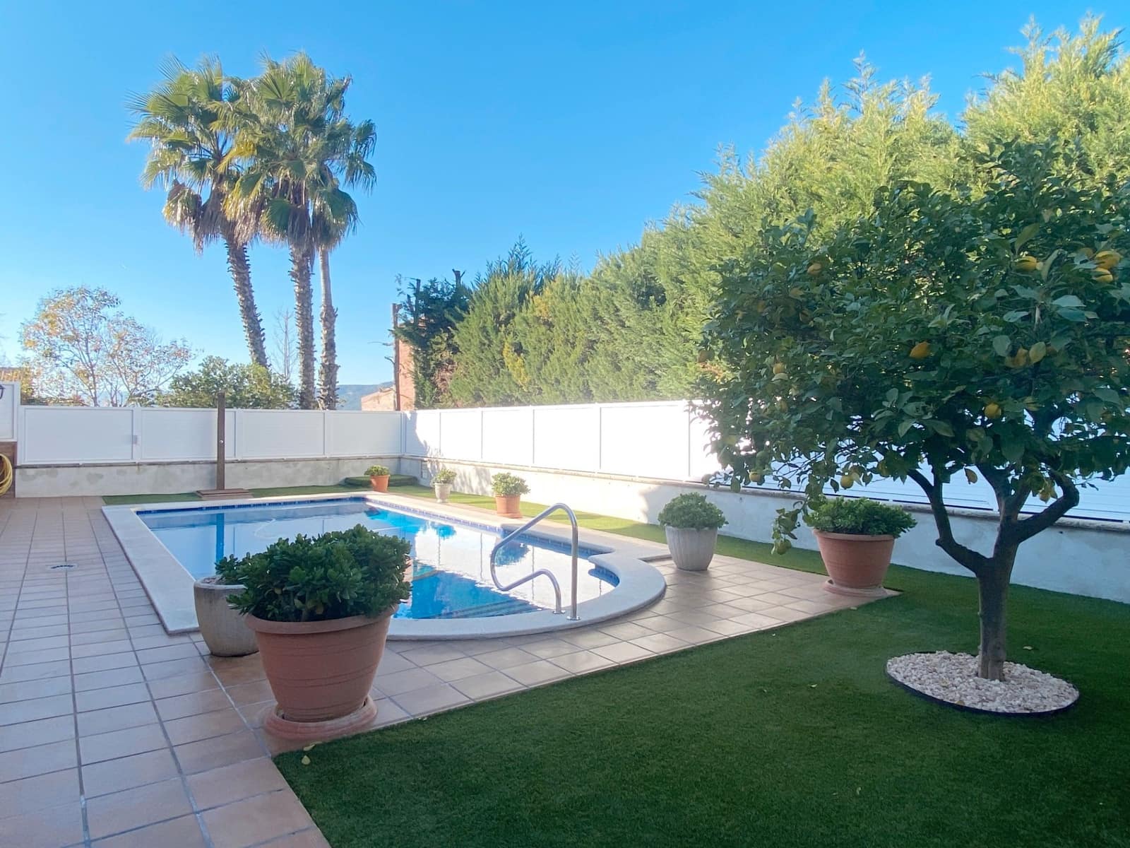 6 soveværelse Villa til salg i Molins de Rei med swimmingpool - € 1.390.000 (Ref: 8914589)