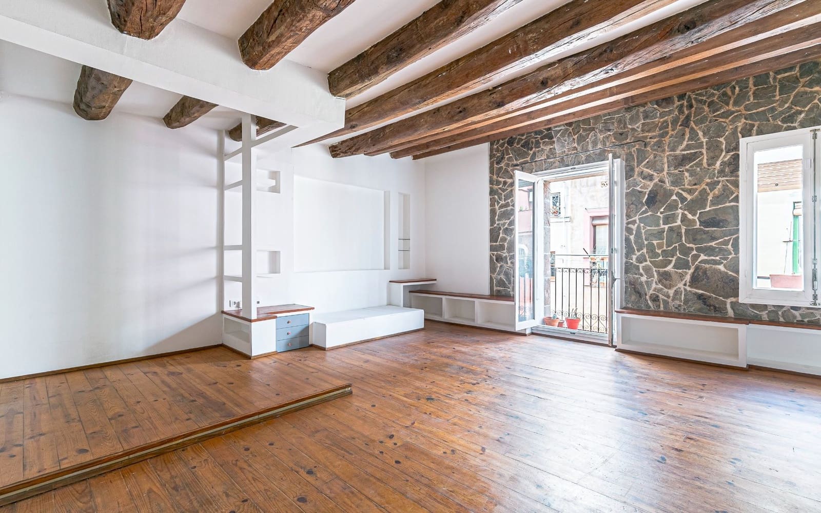 2 slaapkamer Flat te koop in Barcelona stad - € 270.000 (Ref: 8927852)