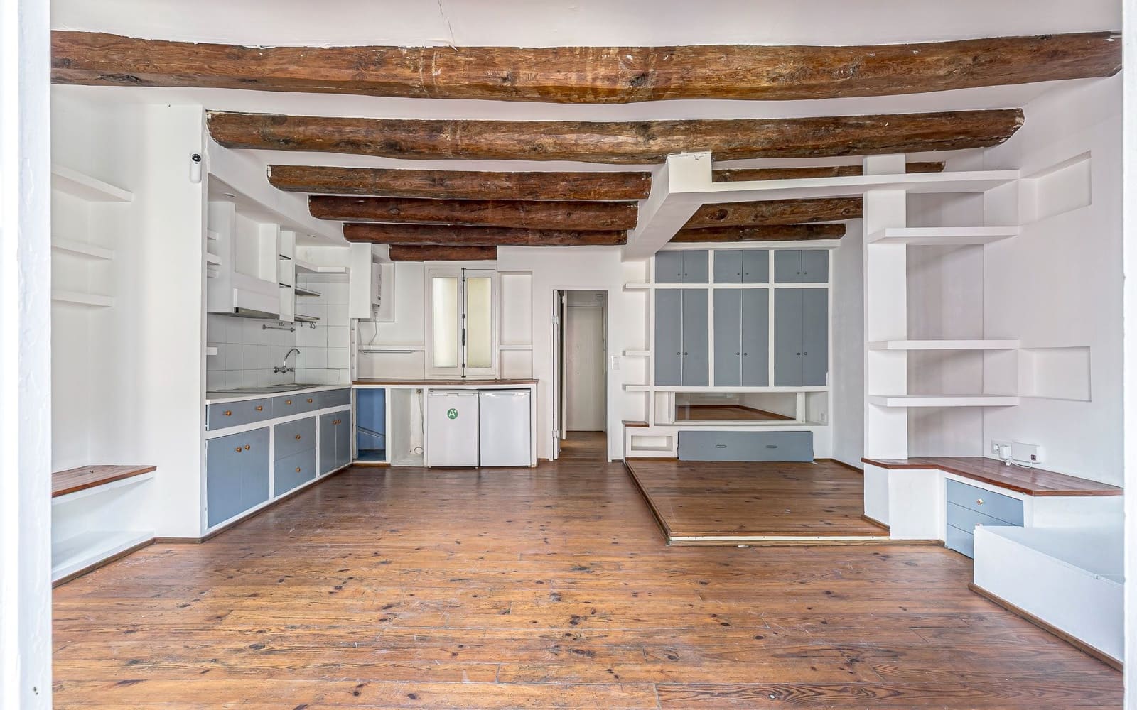 2 slaapkamer Flat te koop in Barcelona stad - € 270.000 (Ref: 8927852)