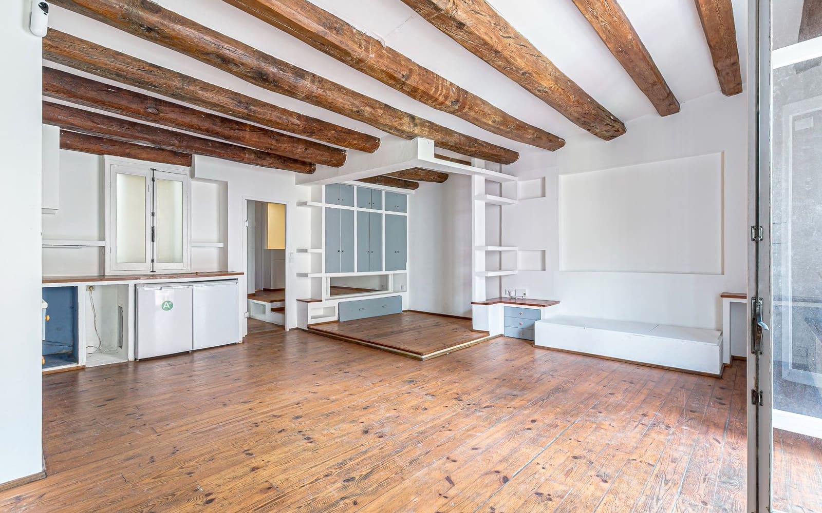 2 slaapkamer Flat te koop in Barcelona stad - € 270.000 (Ref: 8927852)