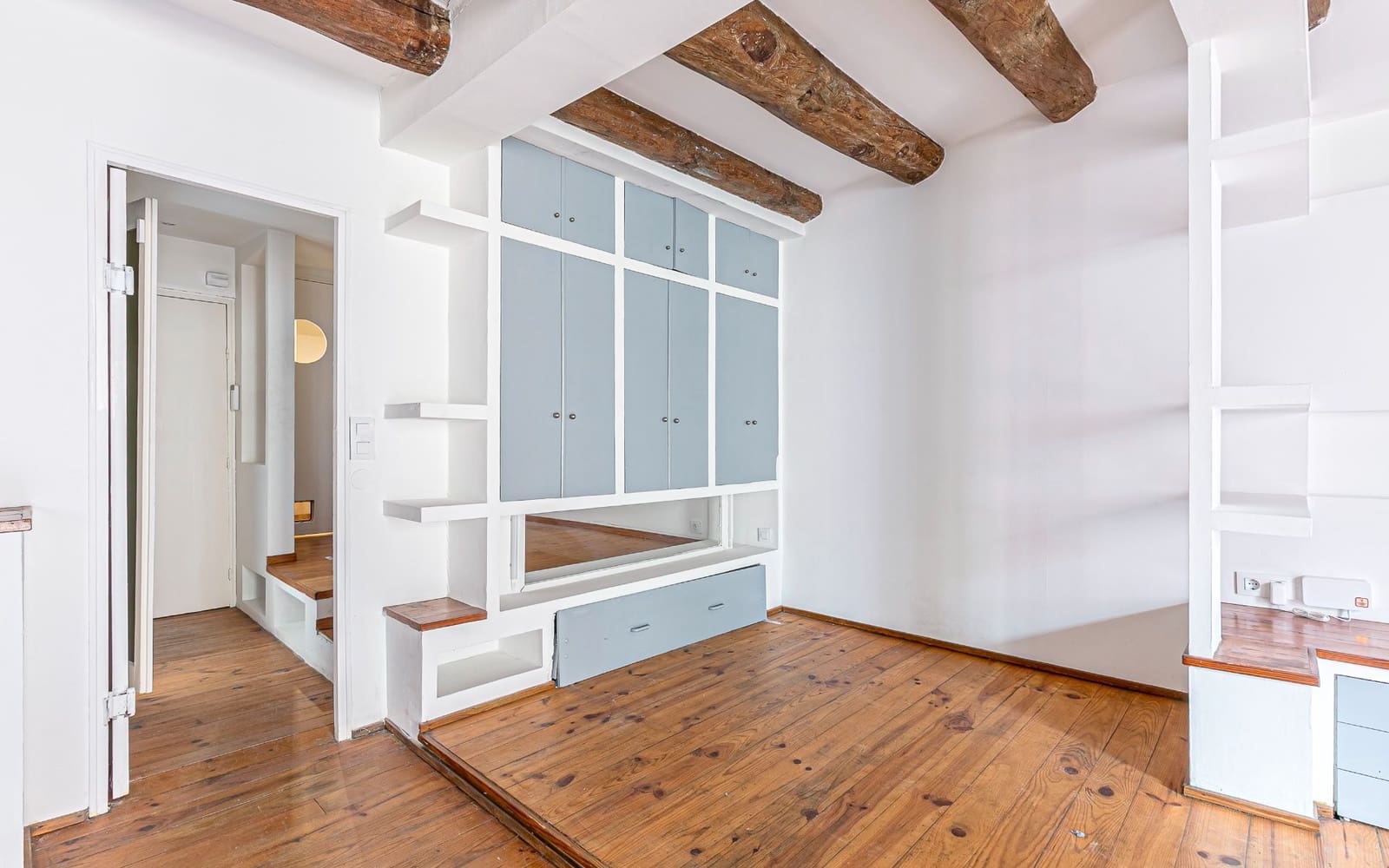 2 slaapkamer Flat te koop in Barcelona stad - € 270.000 (Ref: 8927852)