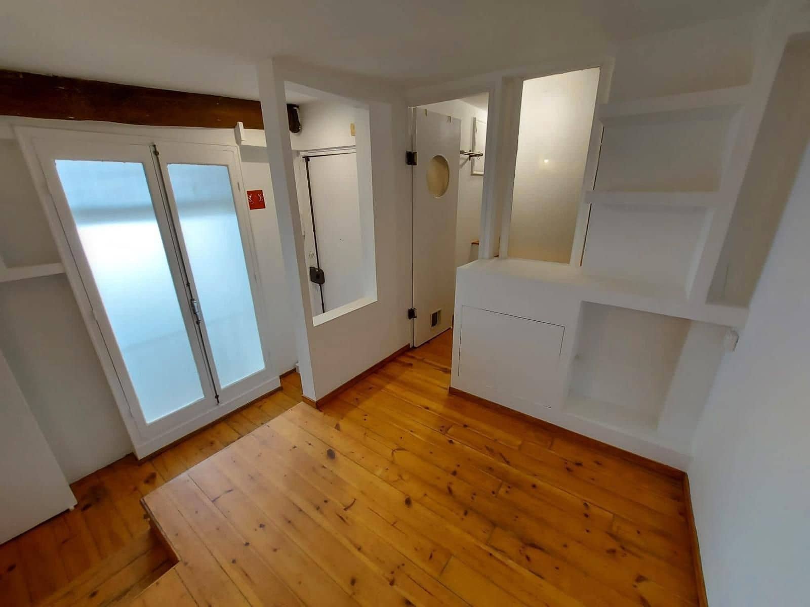 2 slaapkamer Flat te koop in Barcelona stad - € 270.000 (Ref: 8927852)