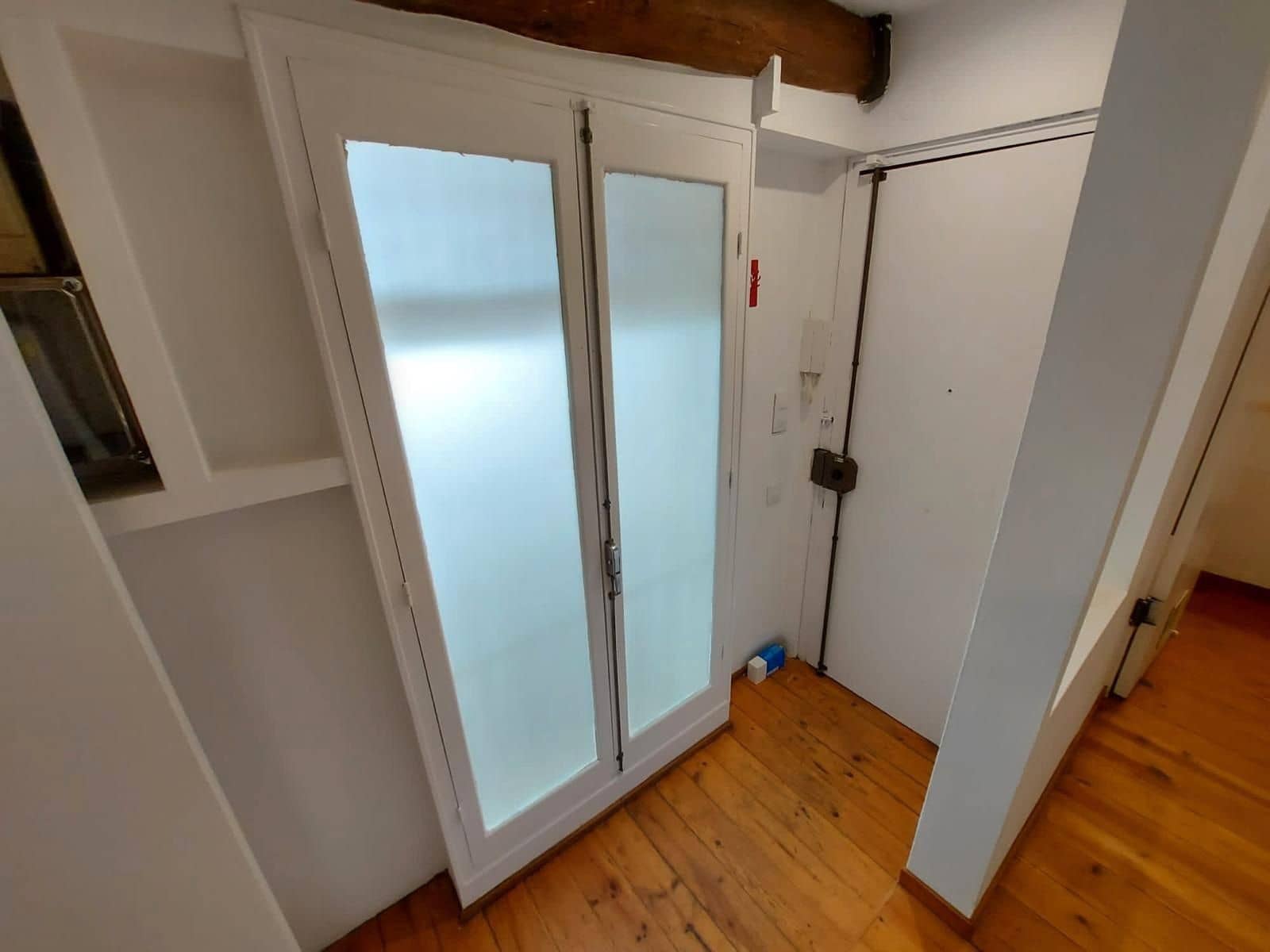 2 slaapkamer Flat te koop in Barcelona stad - € 270.000 (Ref: 8927852)