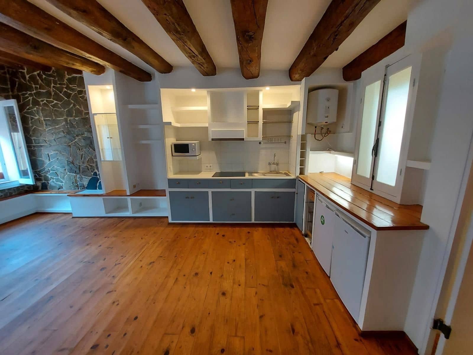 2 slaapkamer Flat te koop in Barcelona stad - € 270.000 (Ref: 8927852)