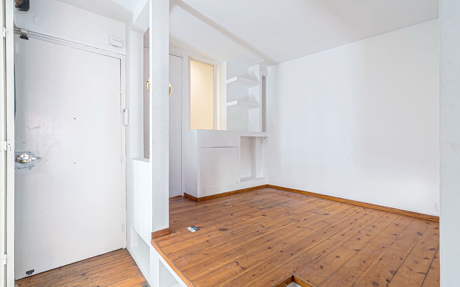 2 slaapkamer Flat te koop in Barcelona stad - € 270.000 (Ref: 8927852)