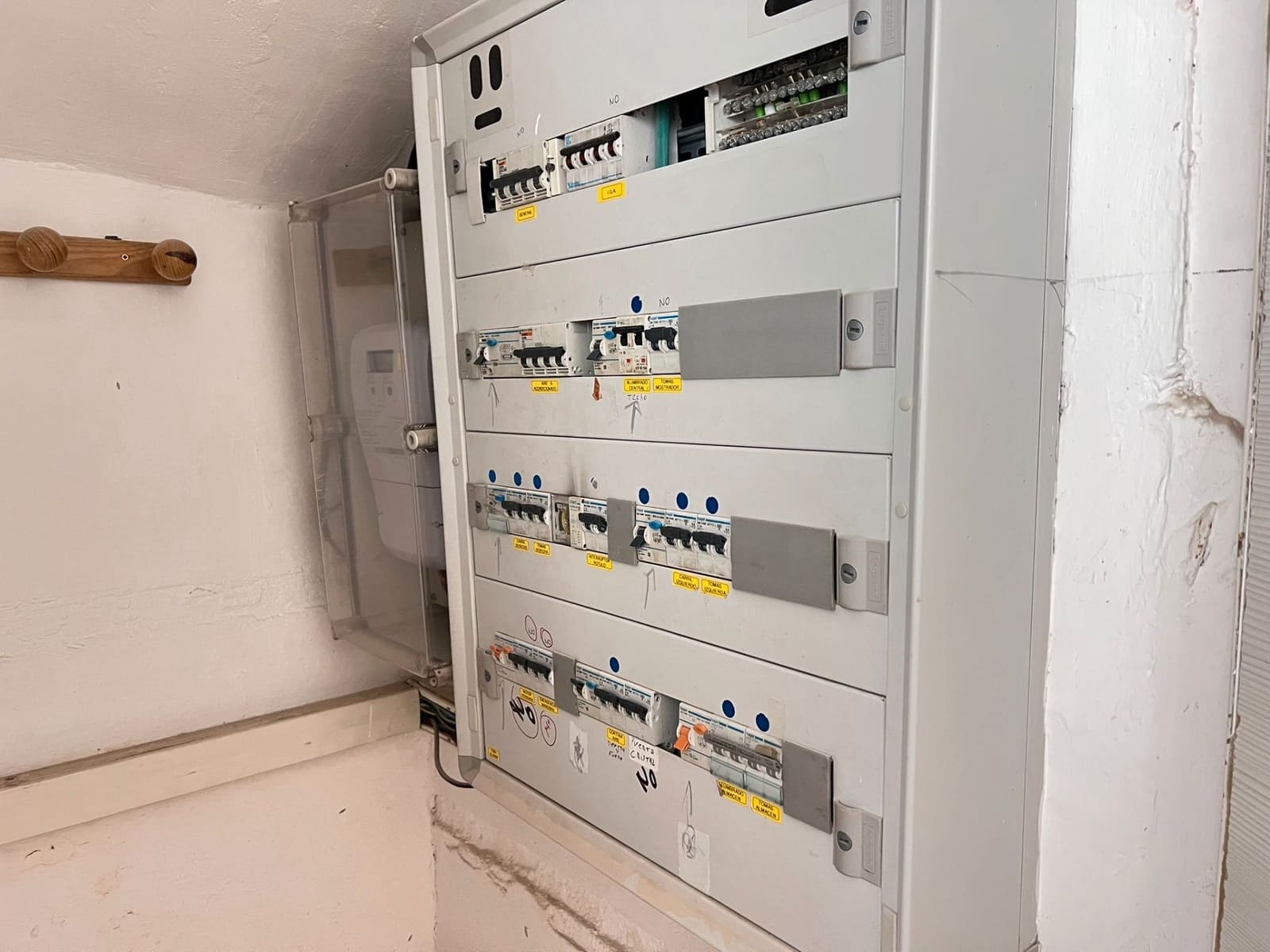 Erhverv til salg i Barcelona by - € 1.100.000 (Ref: 8931348)