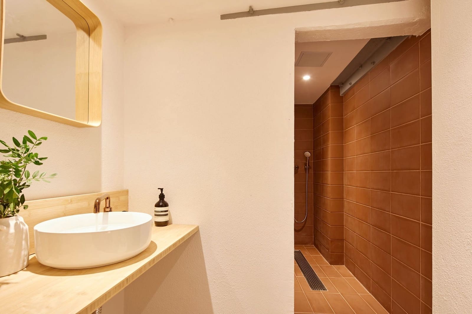 2 slaapkamer Flat te koop in Barcelona stad - € 328.000 (Ref: 8939002)