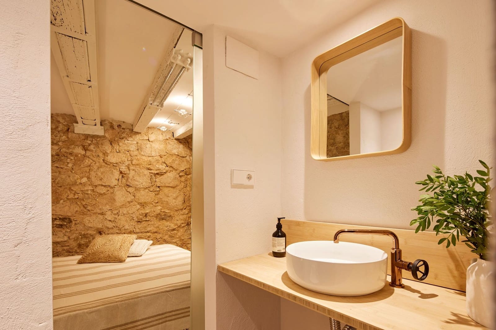 2 slaapkamer Flat te koop in Barcelona stad - € 328.000 (Ref: 8939002)