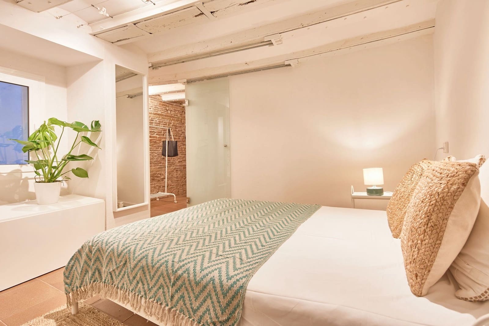 2 slaapkamer Flat te koop in Barcelona stad - € 328.000 (Ref: 8939002)