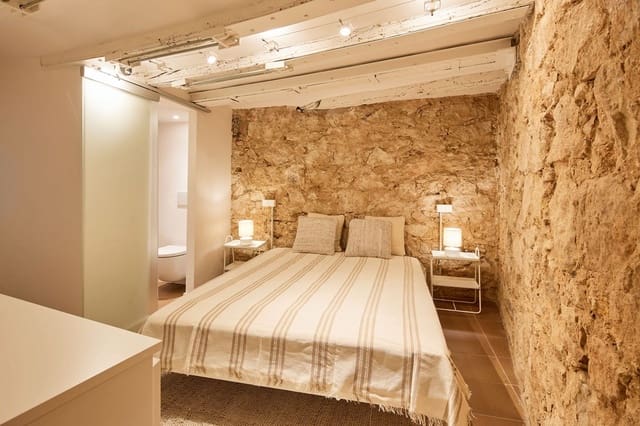 2 slaapkamer Flat te koop in Sant Pere, Santa Caterina i La Ribera, Barcelona stad - € 328.000 (Ref: 8939002)