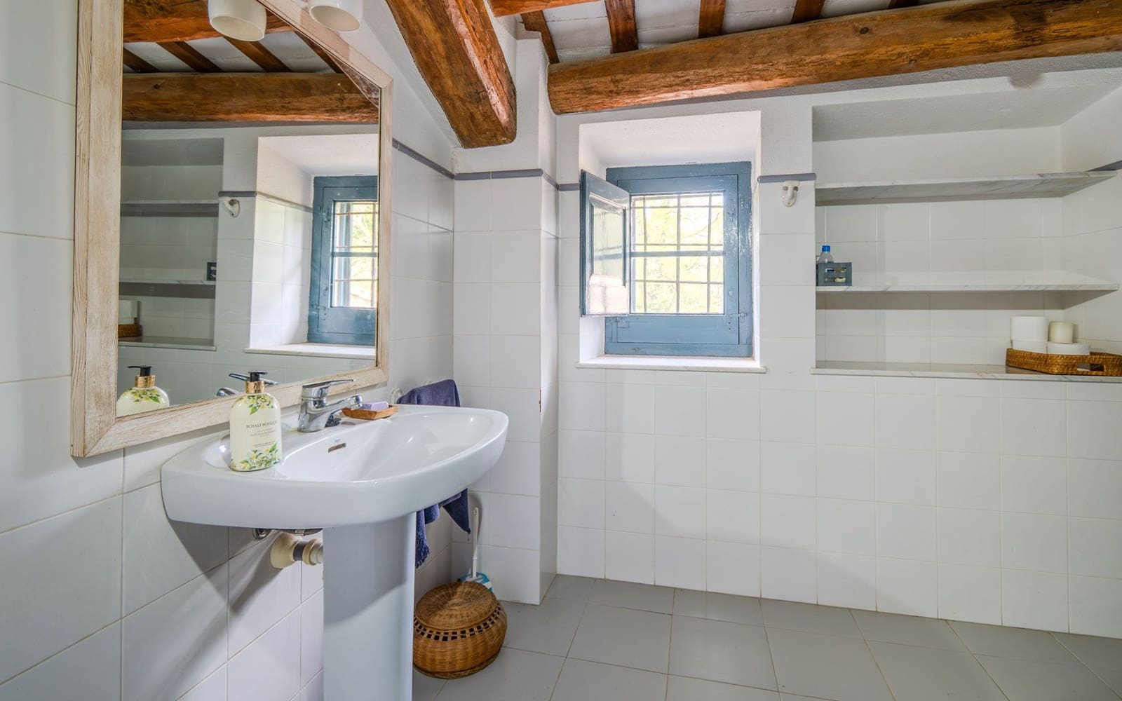 8 soveværelse Finca/Landehus til salg i Forallac med swimmingpool garage - € 2.607.000 (Ref: 8942143)