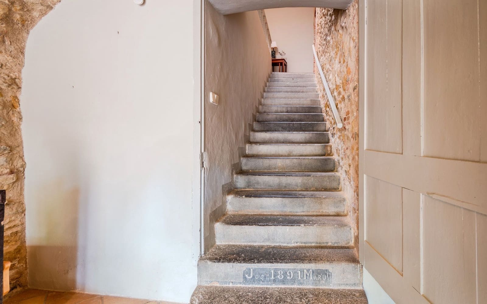 8 soveværelse Finca/Landehus til salg i Forallac med swimmingpool garage - € 2.607.000 (Ref: 8942143)