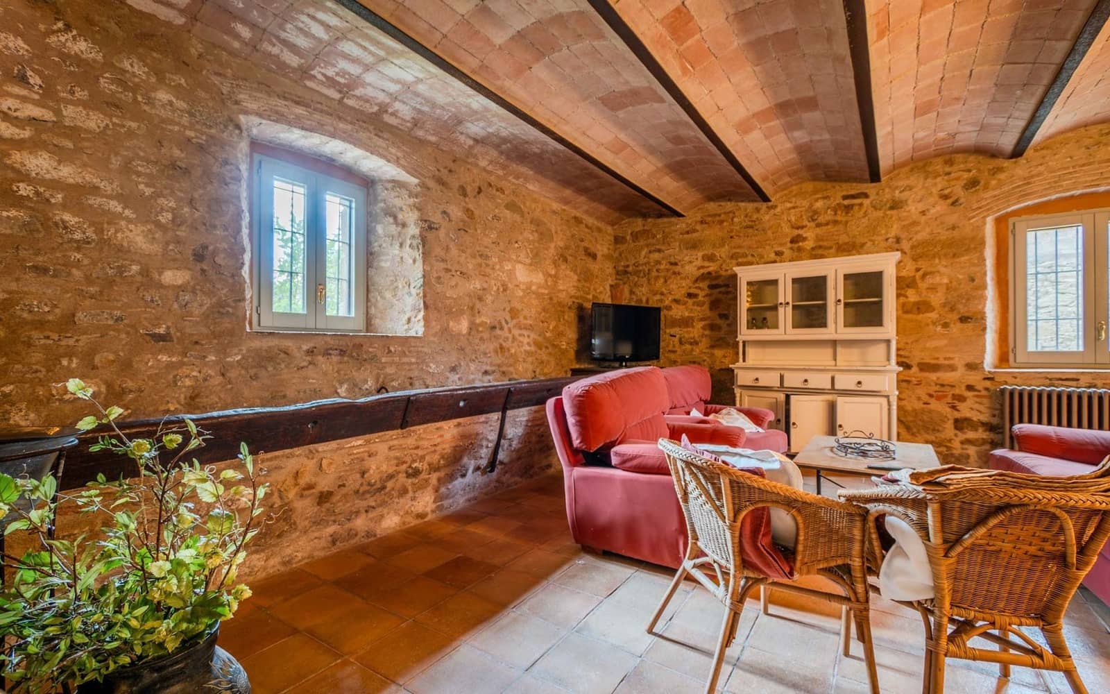 8 soveværelse Finca/Landehus til salg i Forallac med swimmingpool garage - € 2.607.000 (Ref: 8942143)