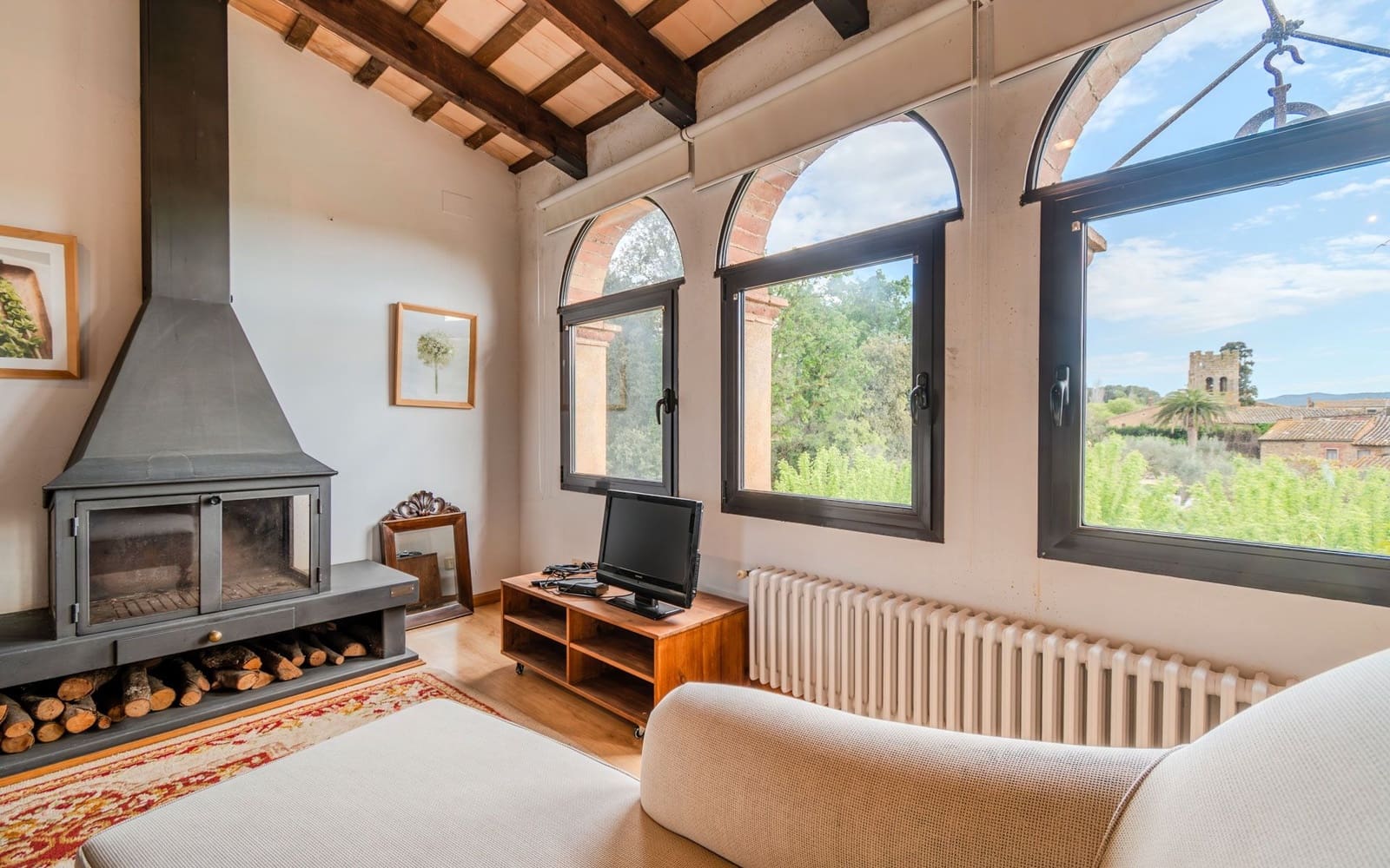 8 soveværelse Finca/Landehus til salg i Forallac med swimmingpool garage - € 2.607.000 (Ref: 8942143)