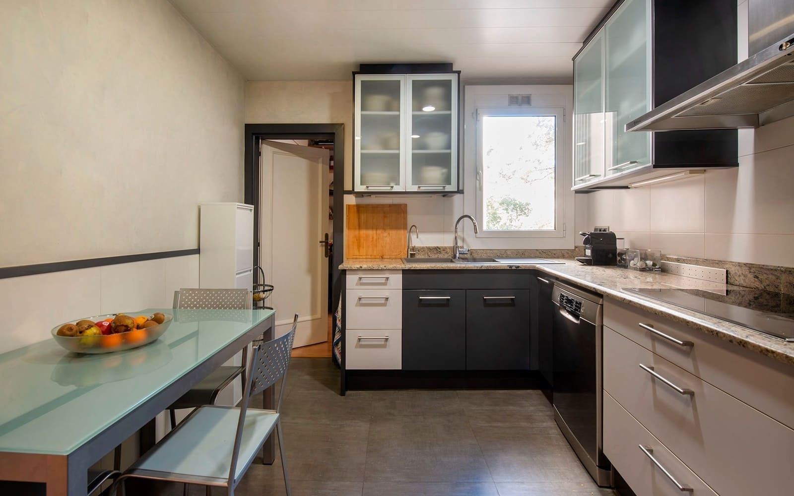 6 sypialnia Mieszkanie na sprzedaż w Miasto Barcelona - 1 140 000 € (Ref: 8949535)