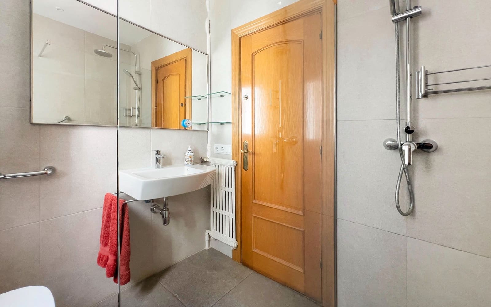 6 sypialnia Mieszkanie na sprzedaż w Miasto Barcelona - 1 140 000 € (Ref: 8949535)