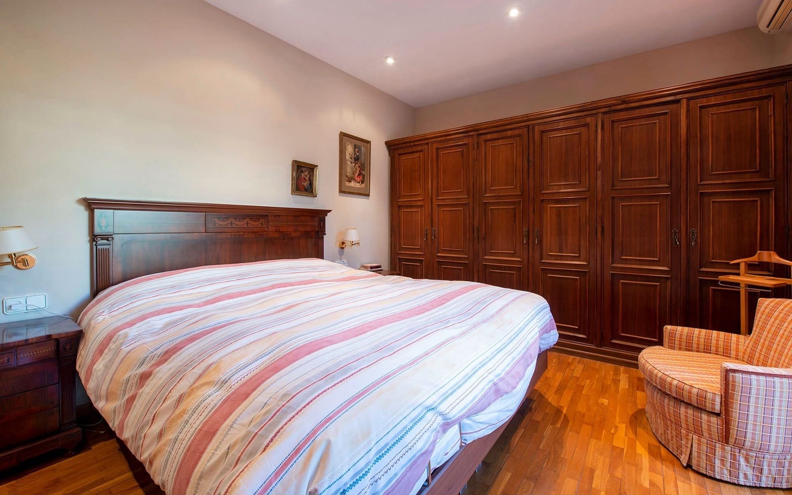 6 sypialnia Mieszkanie na sprzedaż w Miasto Barcelona - 1 140 000 € (Ref: 8949535)