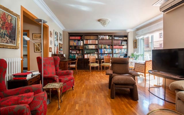 6 soveværelse Lejlighed til salg i Sant Gervasi - Galvany, Barcelona by - € 1.140.000 (Ref: 8949535)