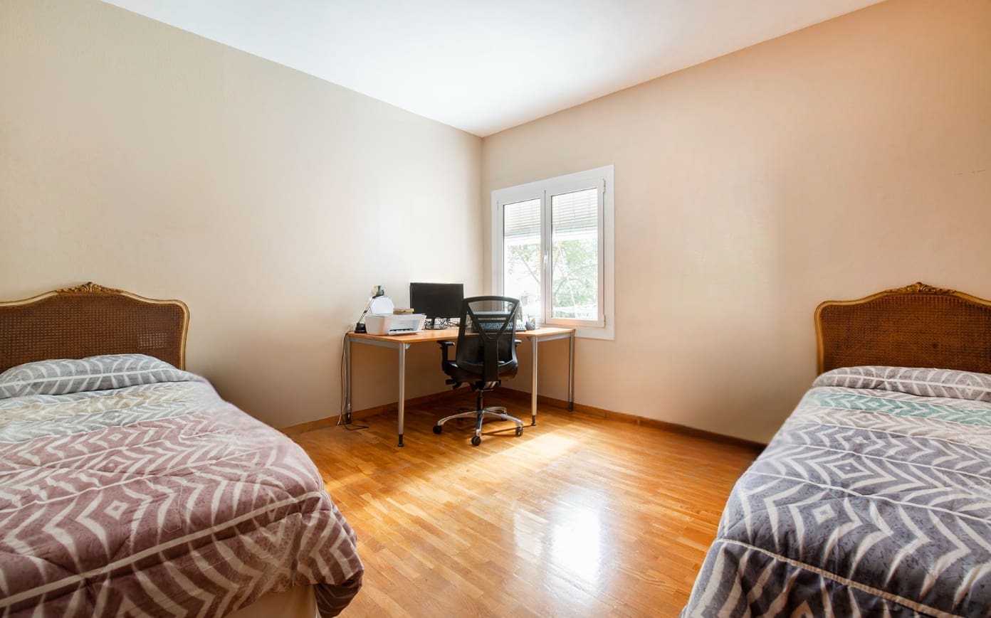 6 sypialnia Mieszkanie na sprzedaż w Miasto Barcelona - 1 140 000 € (Ref: 8949535)