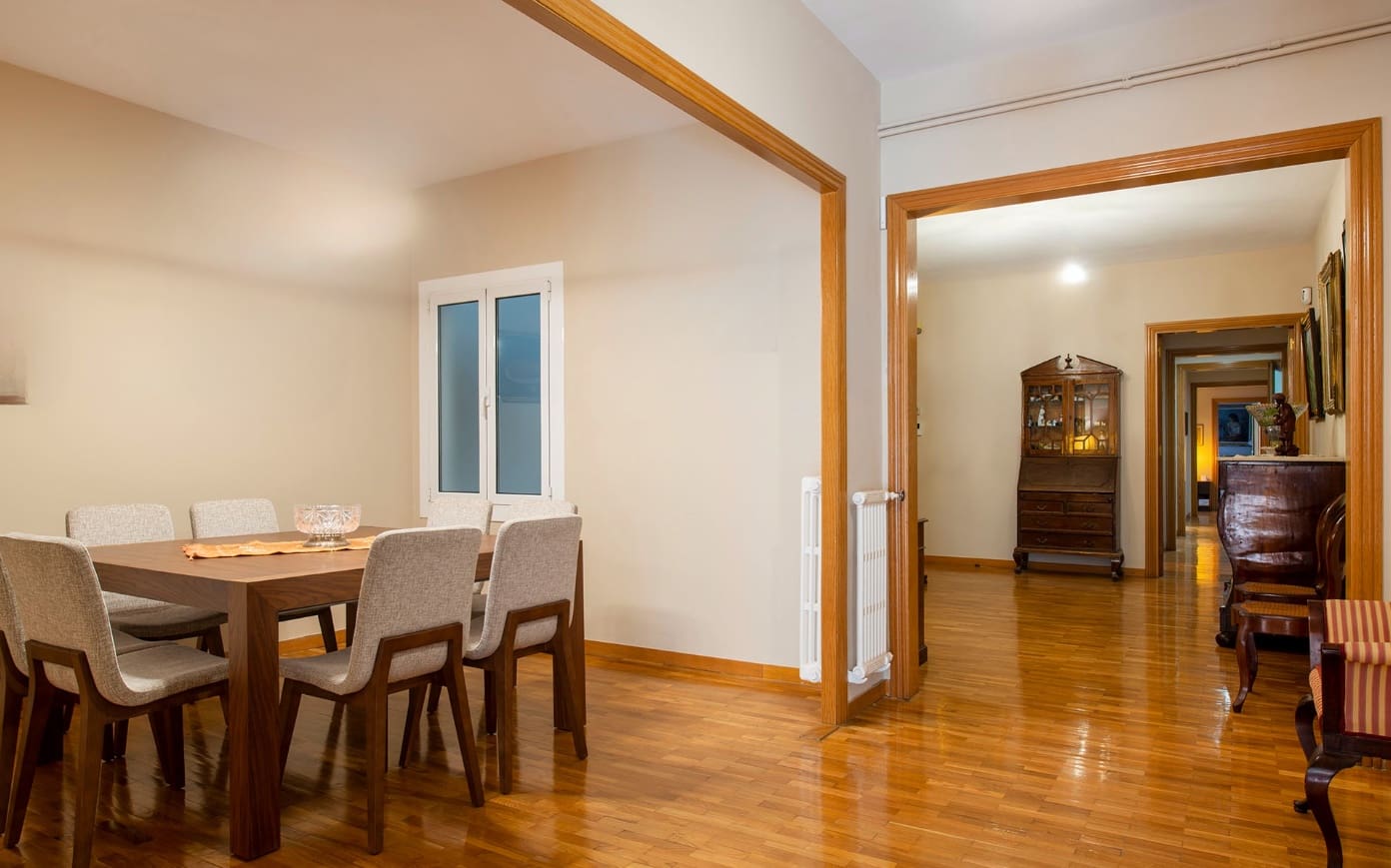 6 sypialnia Mieszkanie na sprzedaż w Miasto Barcelona - 1 140 000 € (Ref: 8949535)