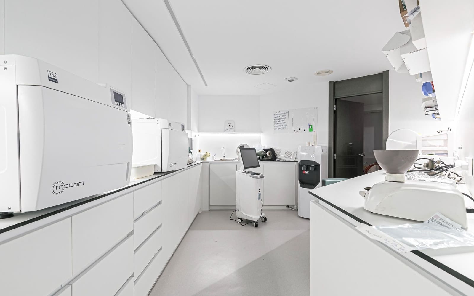 Kontor til salg i Barcelona by - € 790.000 (Ref: 8973421)