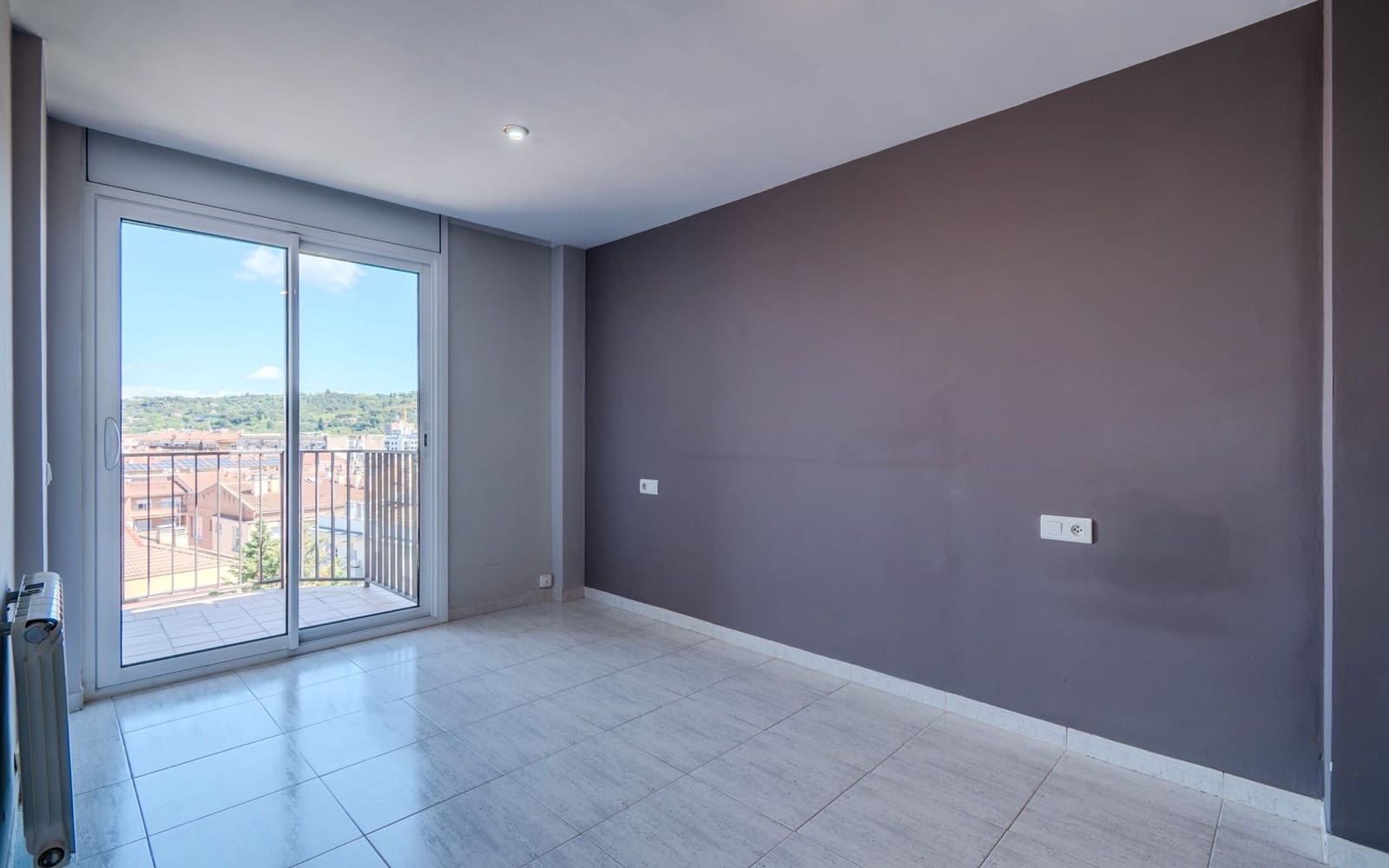 3 sypialnia Apartament na sprzedaż w Miasto Girona z garażem - 340 000 € (Ref: 8977403)