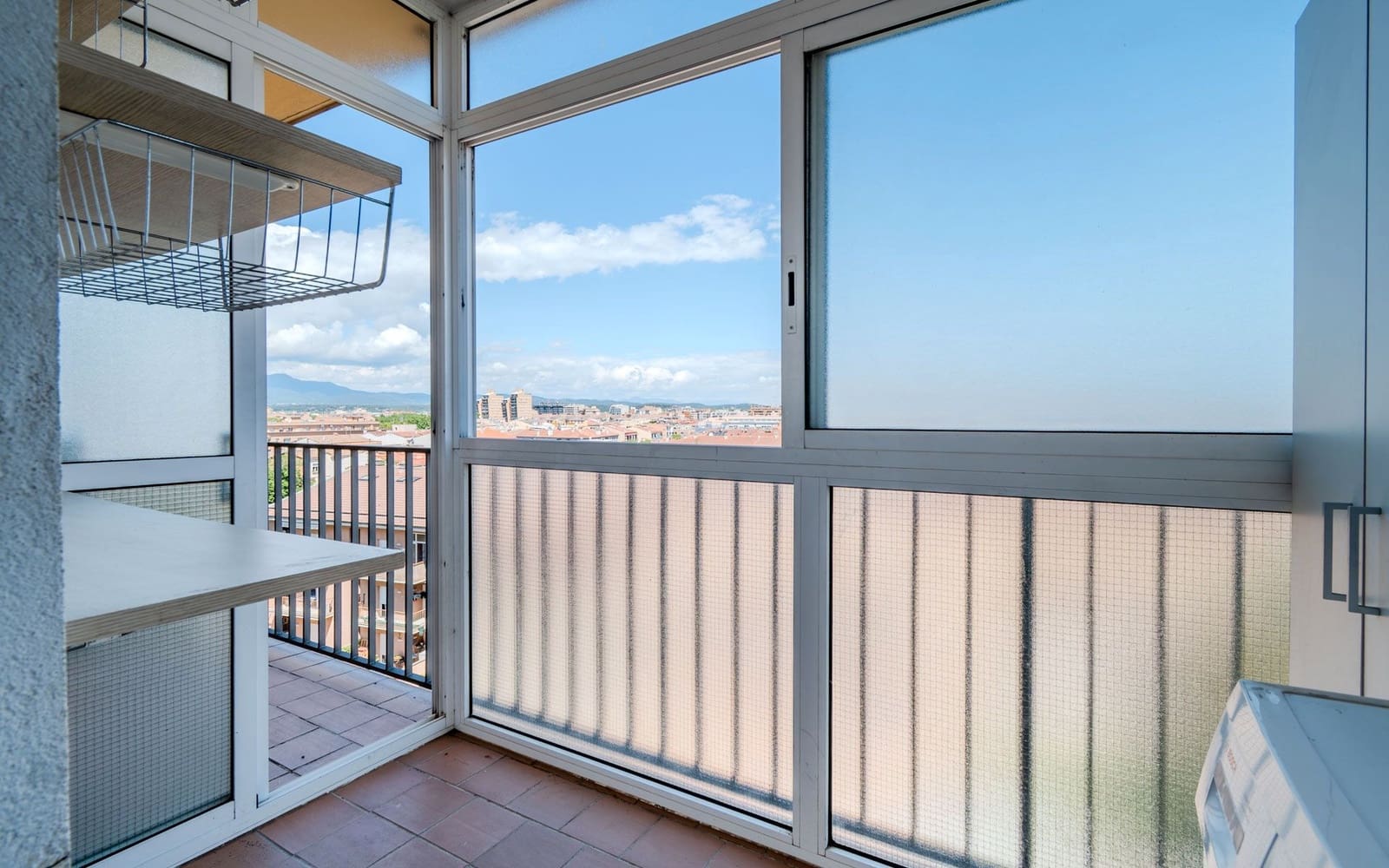 3 sypialnia Apartament na sprzedaż w Miasto Girona z garażem - 340 000 € (Ref: 8977403)