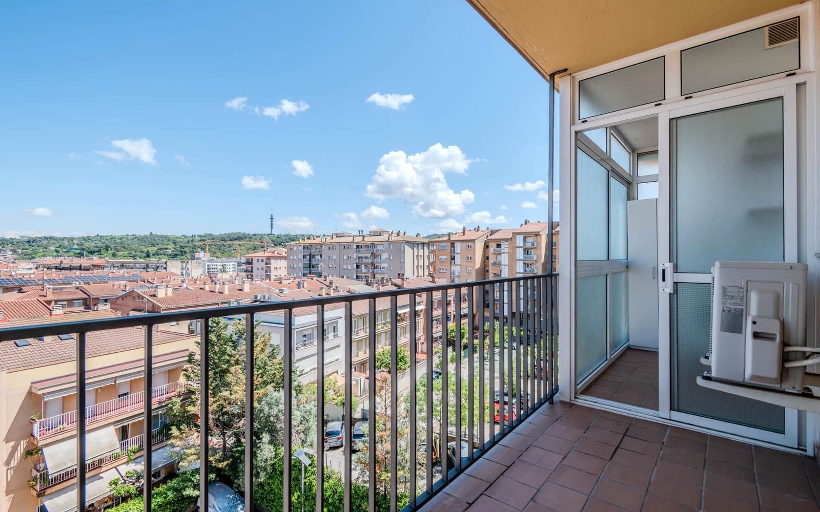 3 sypialnia Apartament na sprzedaż w Miasto Girona z garażem - 340 000 € (Ref: 8977403)