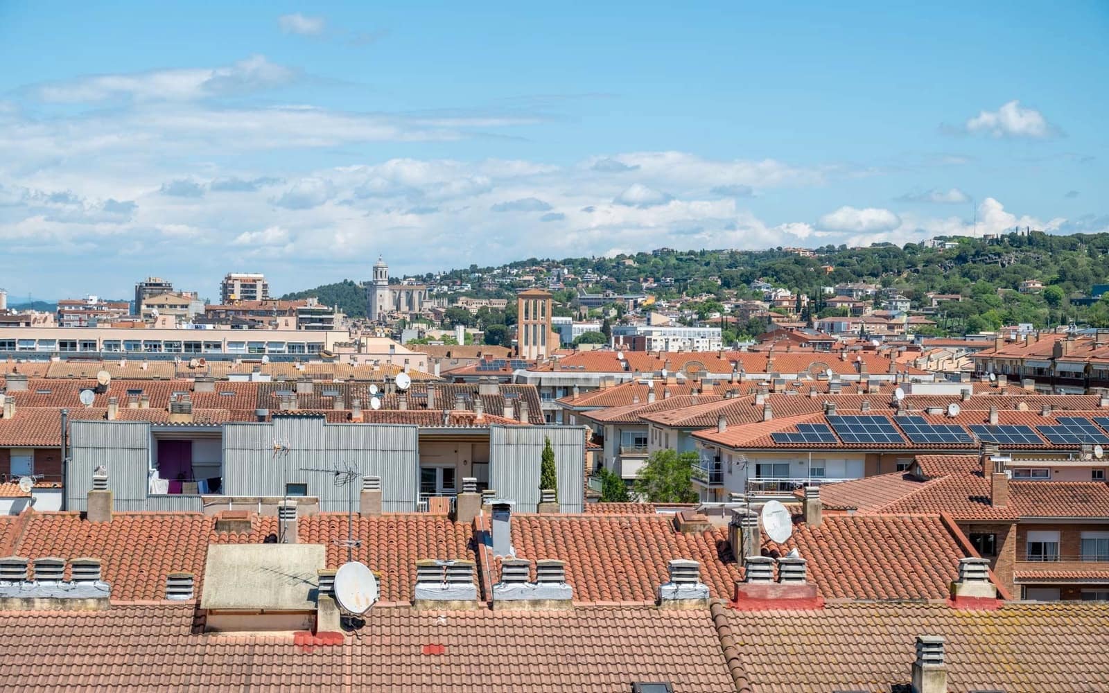 3 sypialnia Apartament na sprzedaż w Miasto Girona z garażem - 340 000 € (Ref: 8977403)