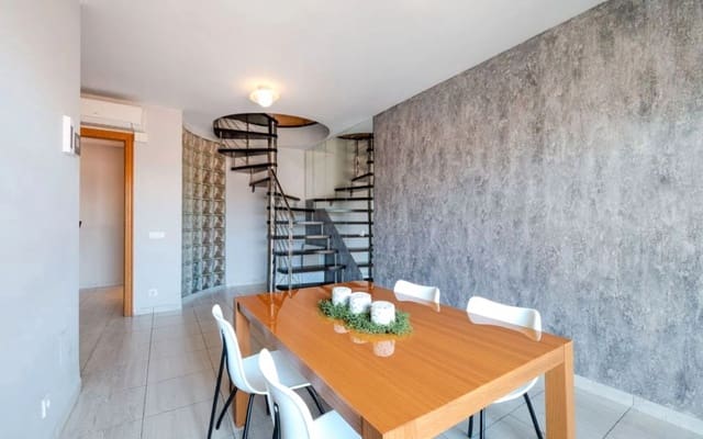 3 sypialnia Apartament na sprzedaż w Miasto Girona z garażem - 340 000 € (Ref: 8977403)