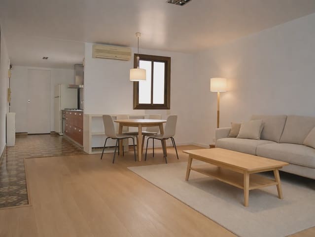 3 soveværelse Lejlighed til salg i Sant Pere, Santa Caterina i La Ribera, Barcelona by - € 500.000 (Ref: 8983022)