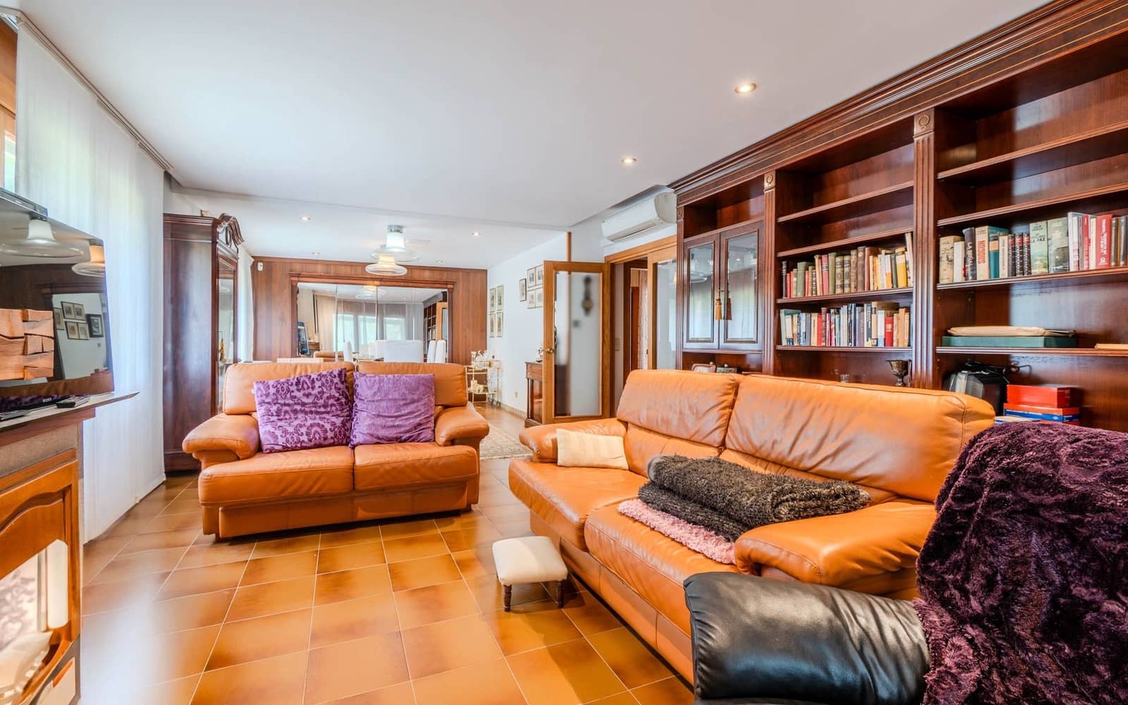 6 soverom Villa til salgs i Quart med svømmebasseng garasje - € 750 000 (Ref: 8983023)