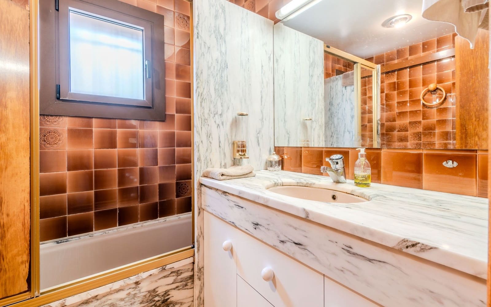 6 soverom Villa til salgs i Quart med svømmebasseng garasje - € 750 000 (Ref: 8983023)