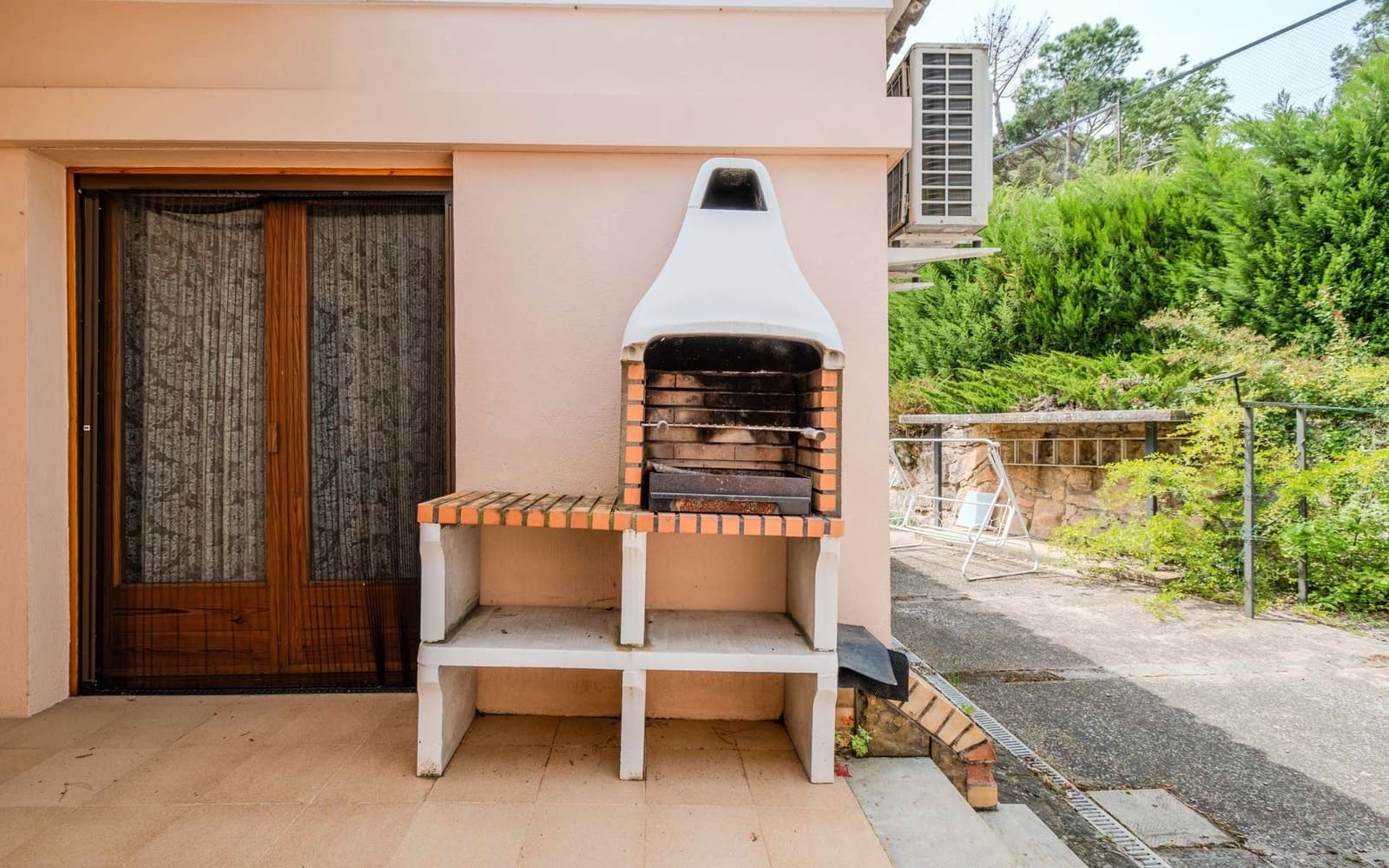 6 soverom Villa til salgs i Quart med svømmebasseng garasje - € 750 000 (Ref: 8983023)