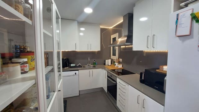 2 soveværelse Lejlighed til salg i L'Antiga Esquerra de L'Eixample, Barcelona by - € 570.000 (Ref: 9006193)