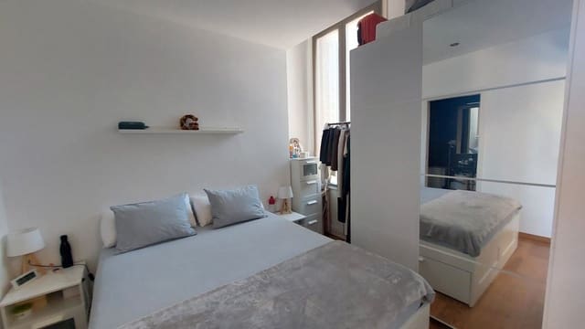 2 soveværelse Lejlighed til salg i L'Antiga Esquerra de L'Eixample, Barcelona by - € 570.000 (Ref: 9006193)