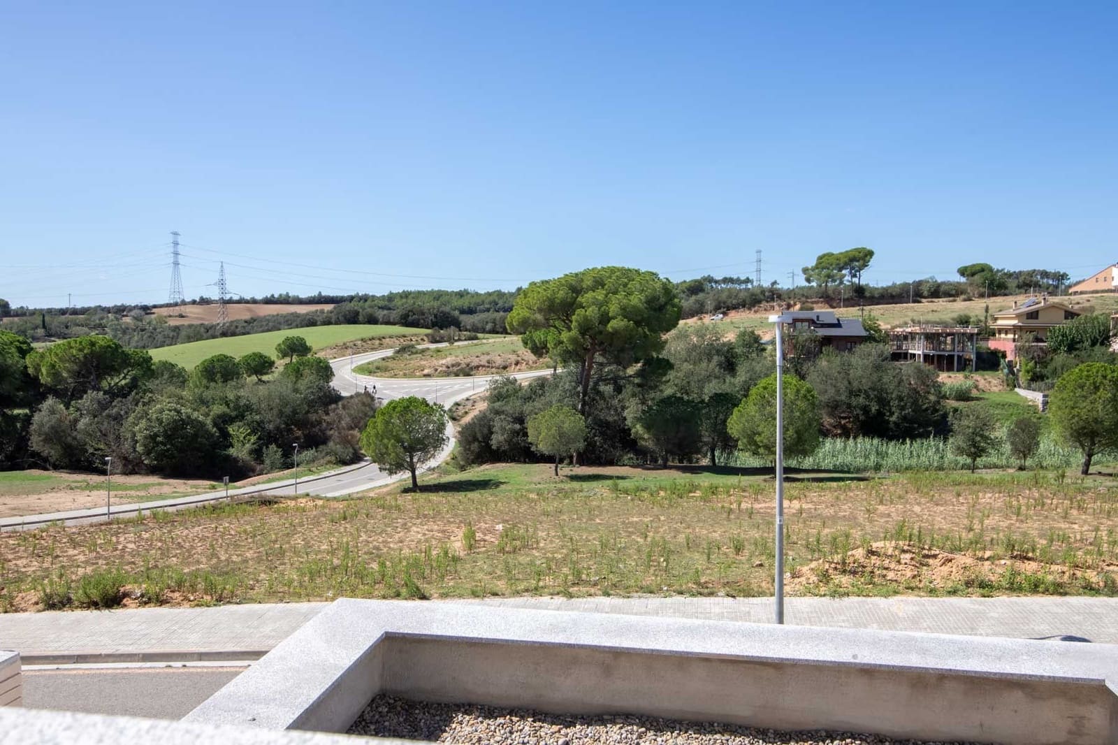 4 bedroom Semi-detached Villa for sale in Palau de Plegamans with garage - € 480,000 (Ref: 9013129)