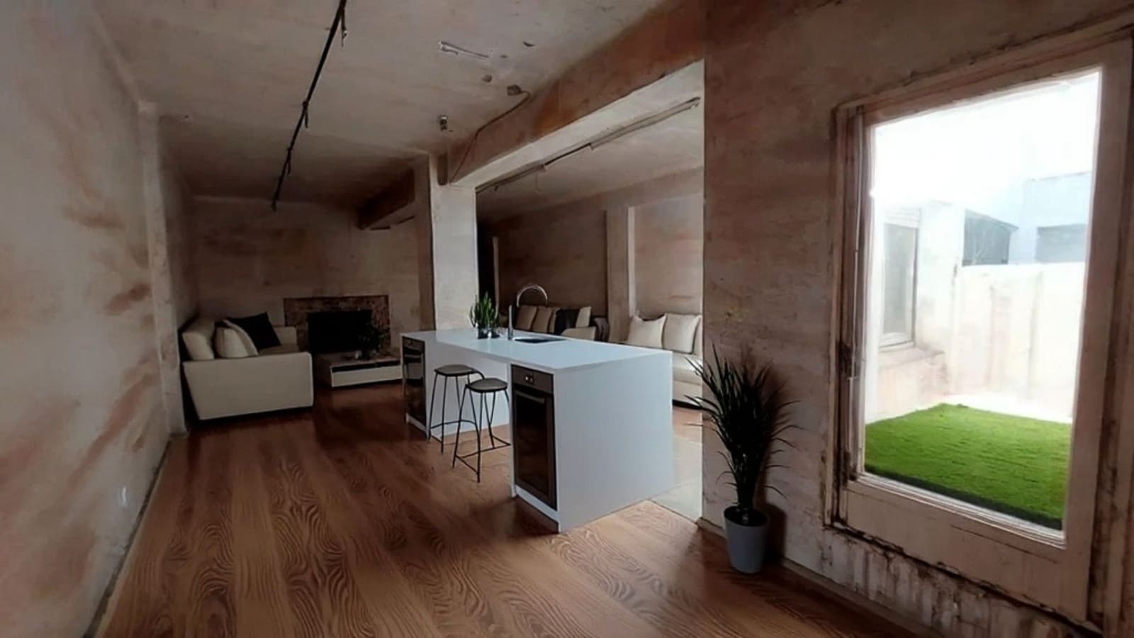 Kontor til salg i Barcelona by - € 169.000 (Ref: 9013508)